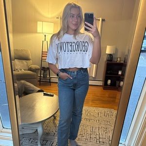Women’s brandy Melville Georgetown cropped white tee